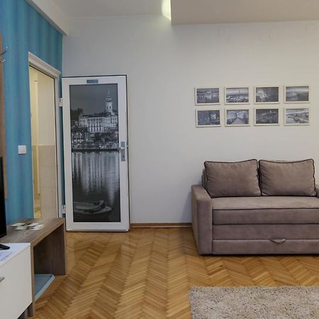 Apartments Parlament Belgrade Room photo